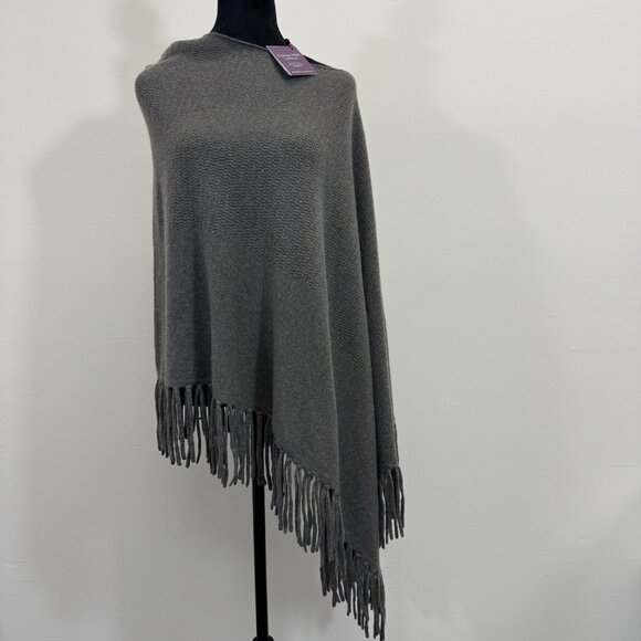 Garnet Hill 100% Cashmere Fringed Poncho 35” x 23” Side Neck One Size New - Picture 1 of 7